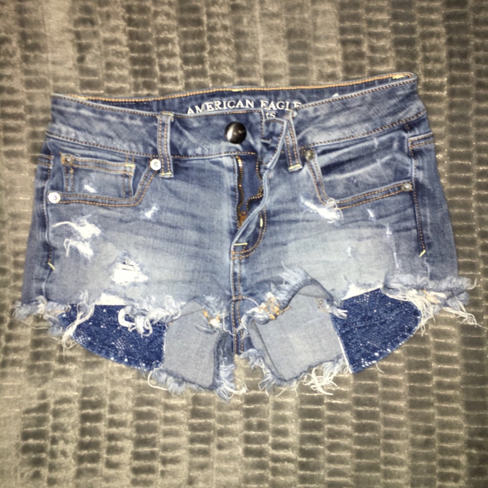 2 pairs american eagle shorts GREAT CONDITION